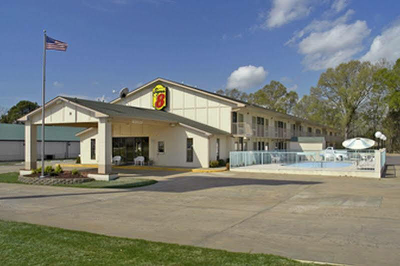 Super 8 By Wyndham Clarksville Ar Exterior photo